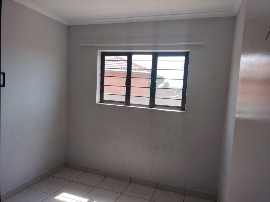 To Let 3 Bedroom Property for Rent in Waterval East North West